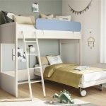 Letto a castello con letto ad angolo